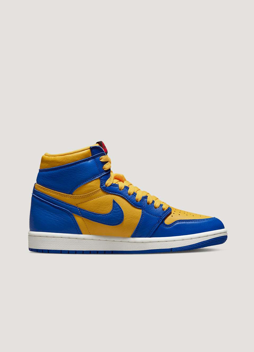 Air jordan 1 retro 2025 game royal