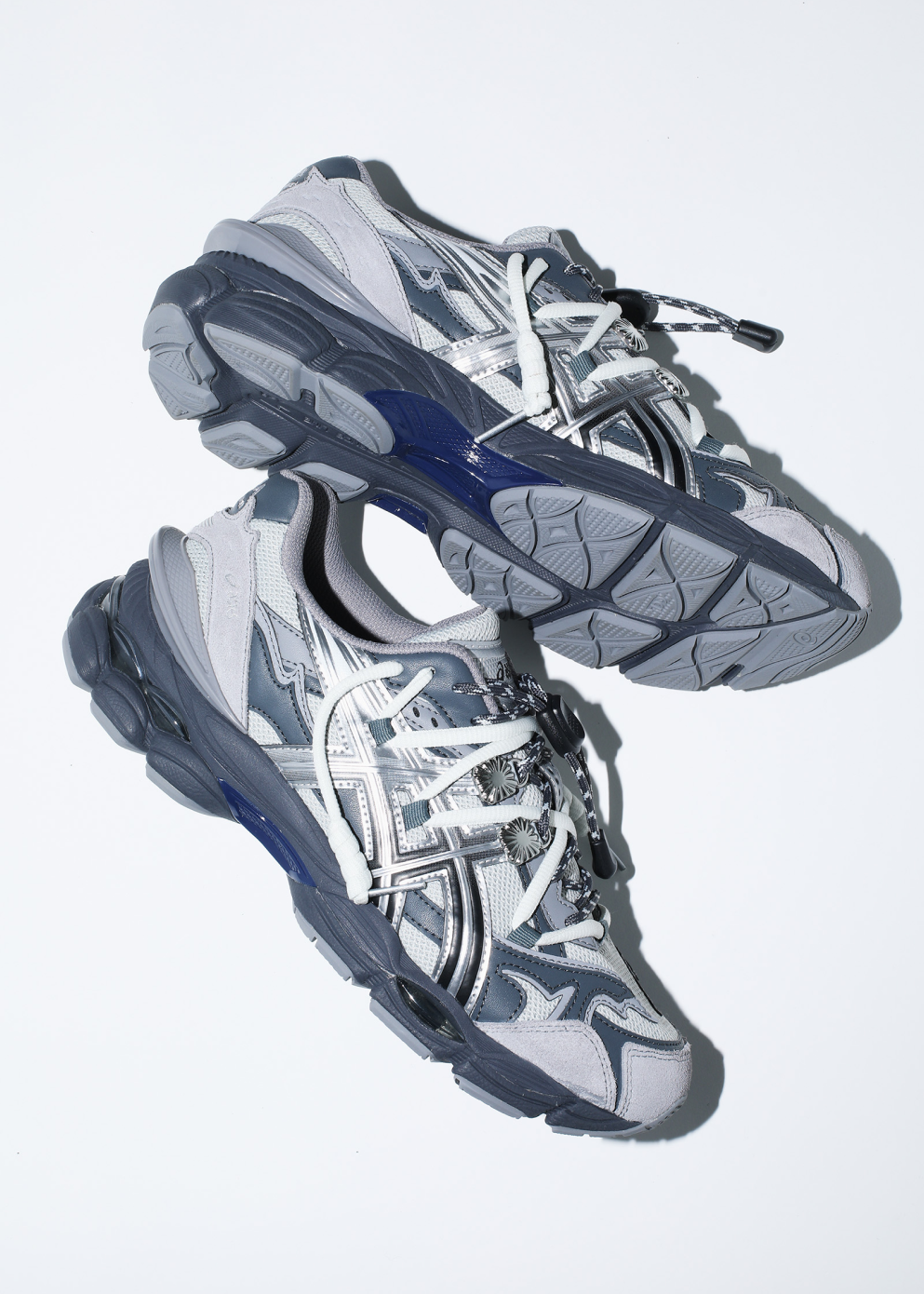 TOGA ARCHIVES x ASICS GEL-CUMULUS 16 'Black Pure Silver' Sneakers TOGA ARCHIVES x ASICS GEL-CUMULUS 16 'Black Pure Silver' Sneakers