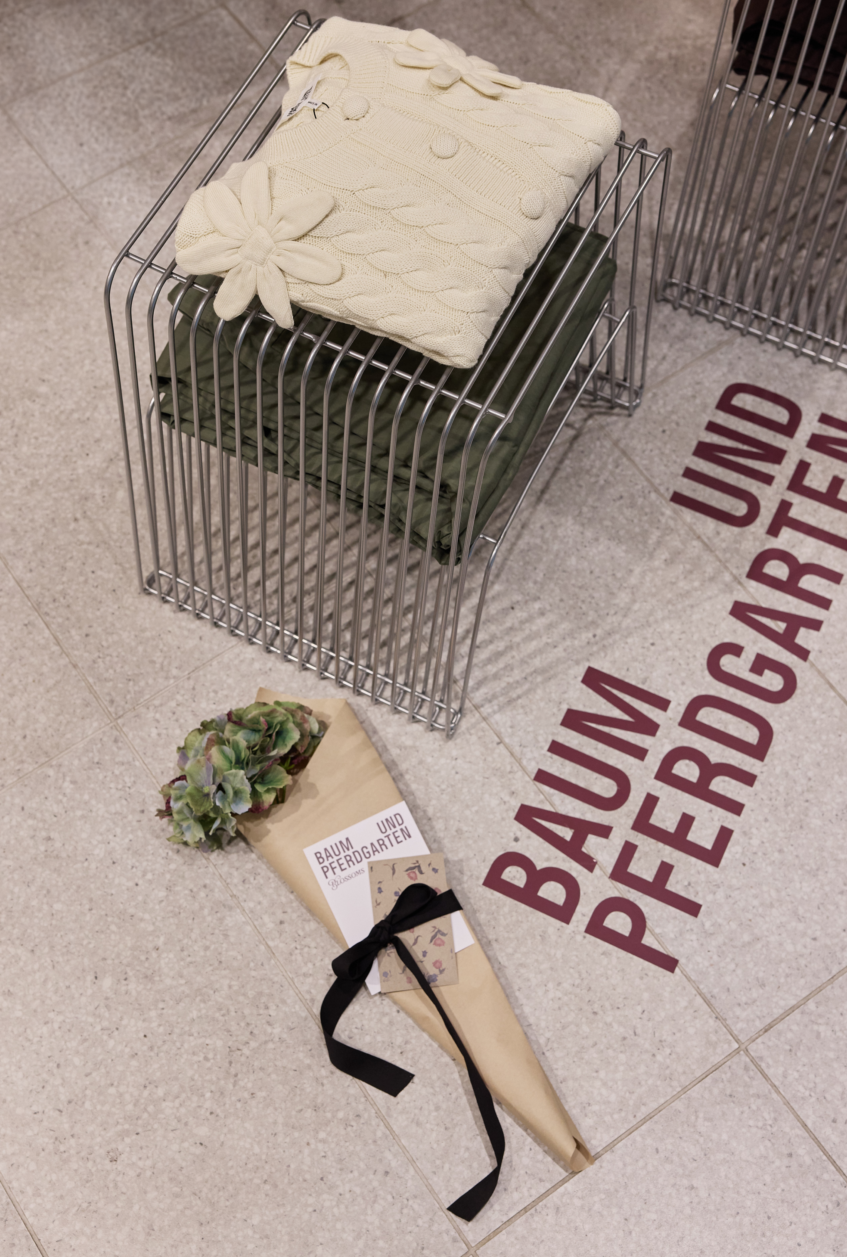 Baum und Pferdgarten SS26 Pop Up