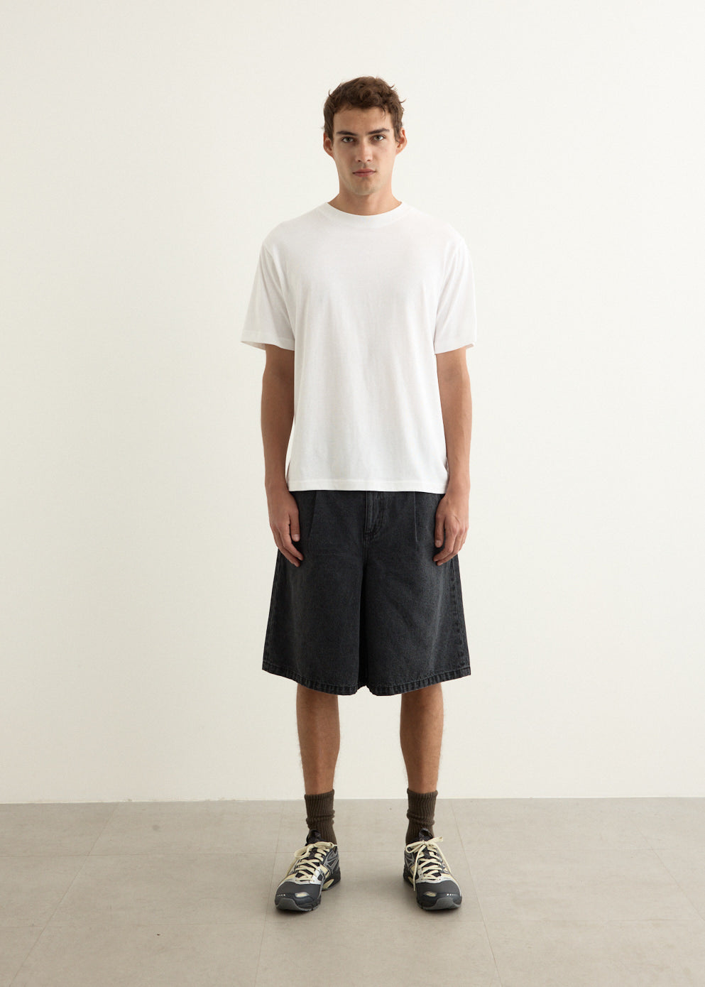 Dragline Pleated Denim Shorts