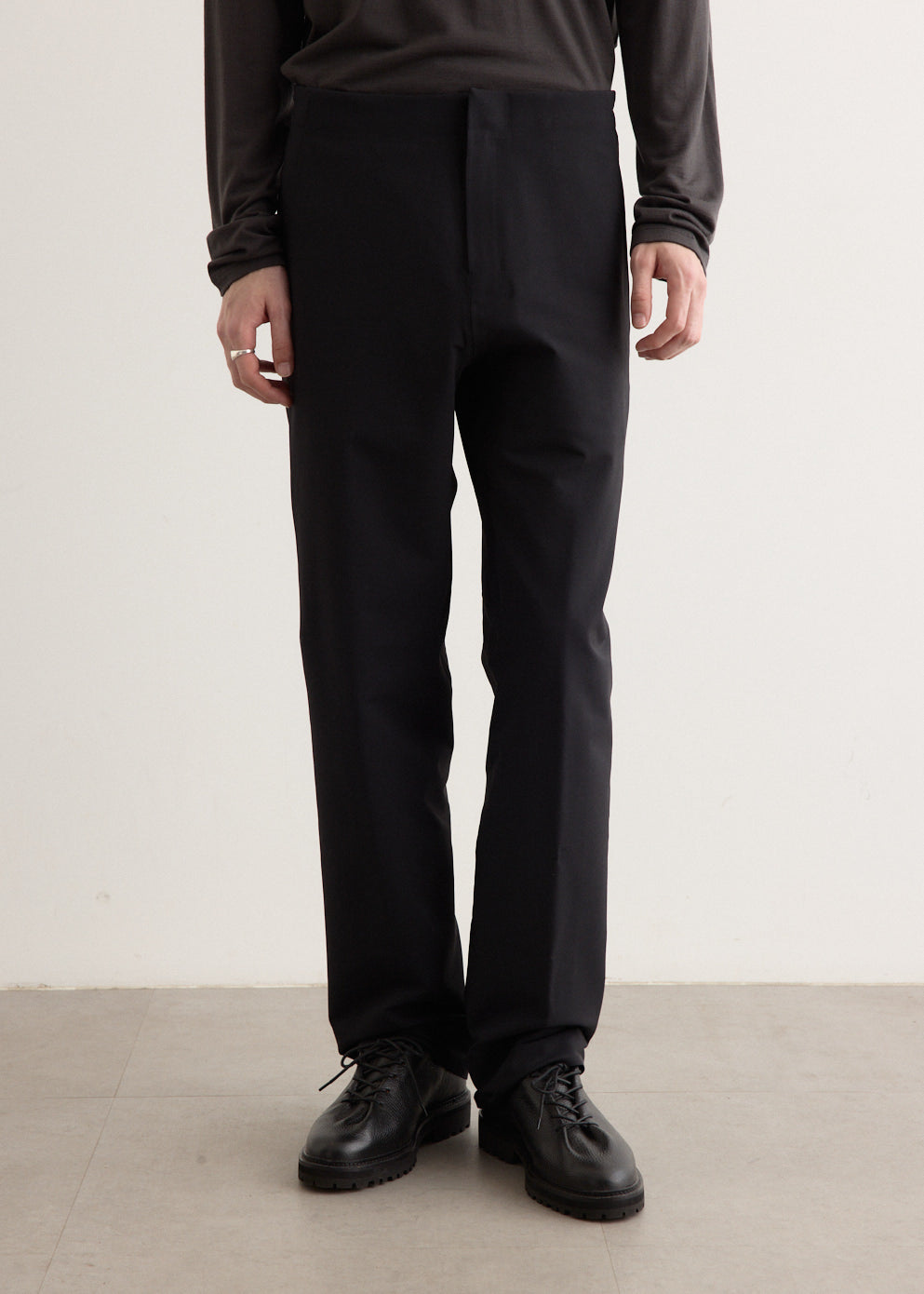 ☆2024aw新品☆VEILANCE SPERE PANT BLACK 32 Veilance Spere Pant Black – Neighbour