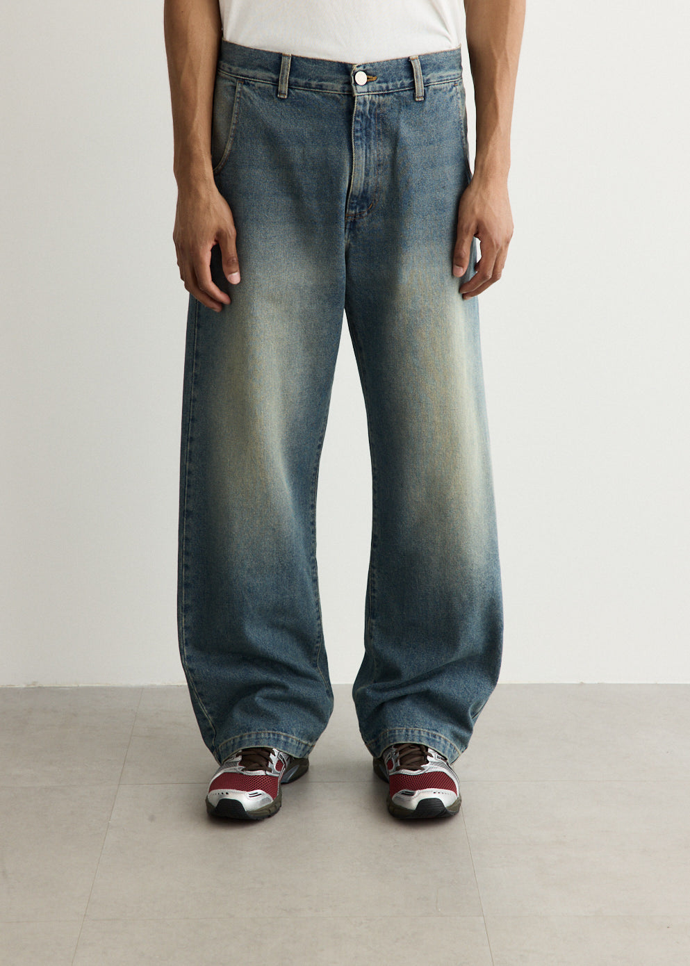 Straight Cut Jeans
