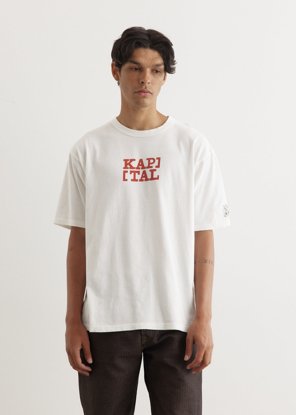 KAPITAL ホワイト/レッド Tシャツ 20/-Jersey ROOKIE Crew T-Shirt (BRACKETS KAP)
