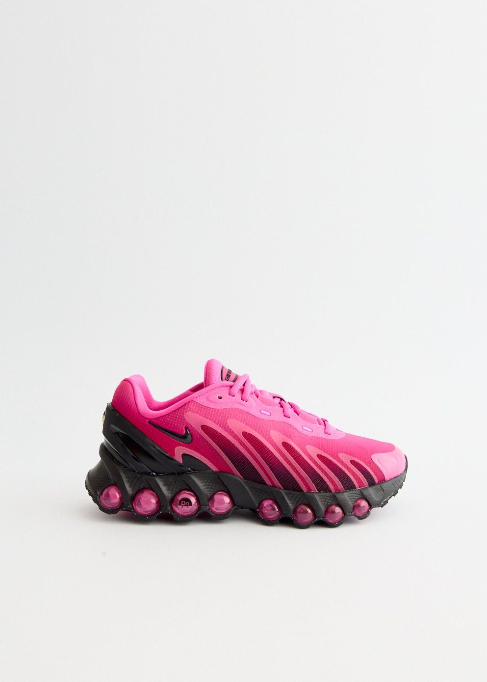 国内配送 NIKE W AIR MAX DN8 LASER FUCHSIA/BLACK-S.FUCHSIA NIKE Air Max Dn8 HF5509 601 - Shiekh