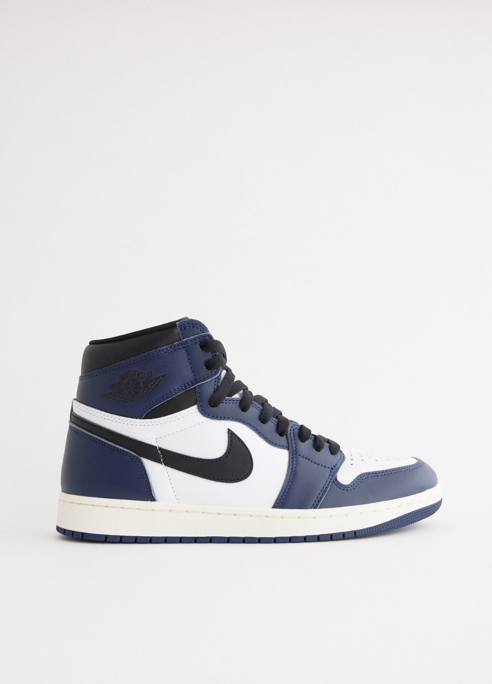 navy blue and white jordans 1