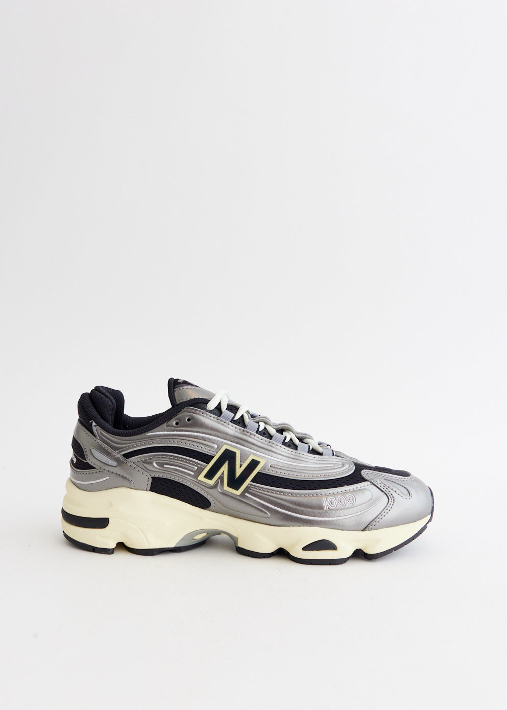 Hotel Kalinga New Balance 990v5 Noir 1000 'Silver Metallic' Sneakers