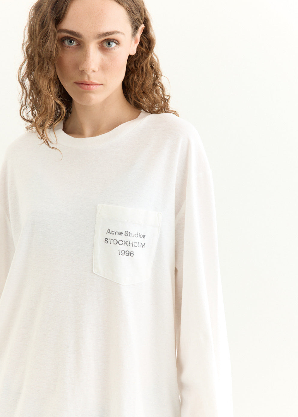 Acne Studios 1996 ホワイト長袖カットソー Long Sleeve T-Shirt