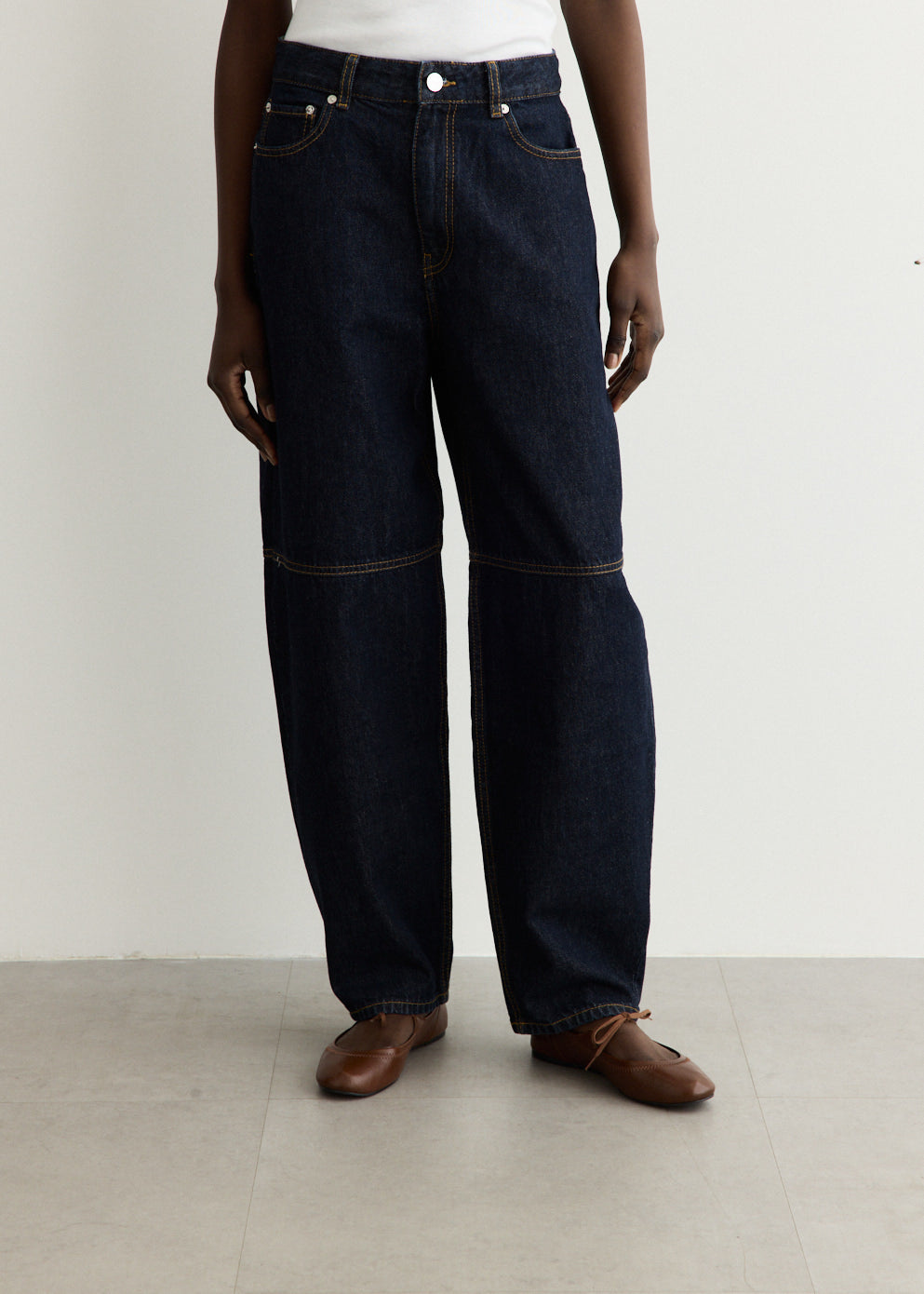 Dark Rinse Denim Stary Jeans