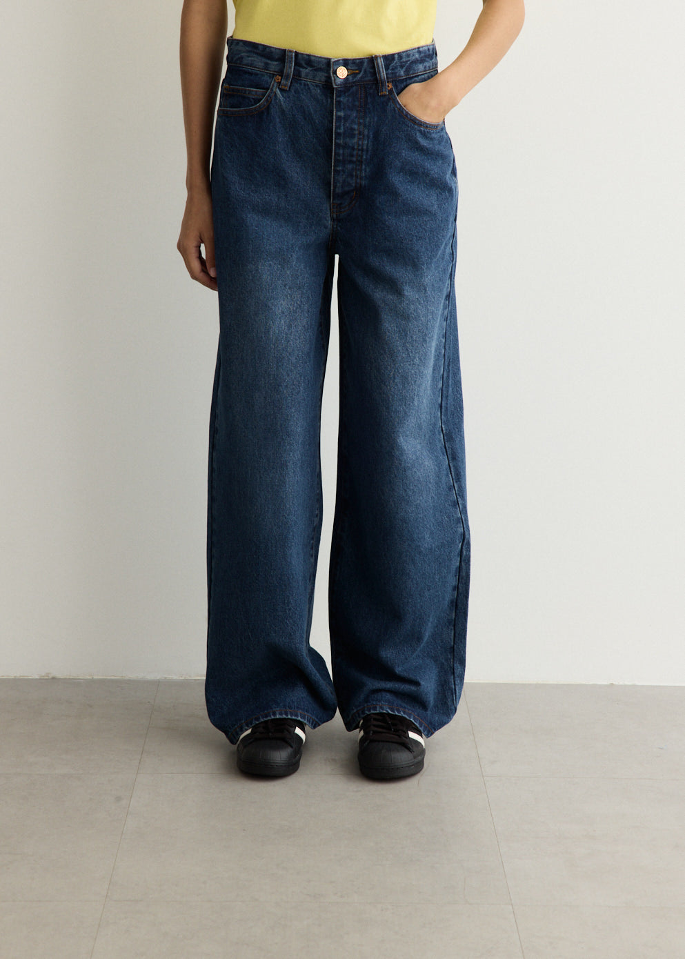 Women's Wale Jeans