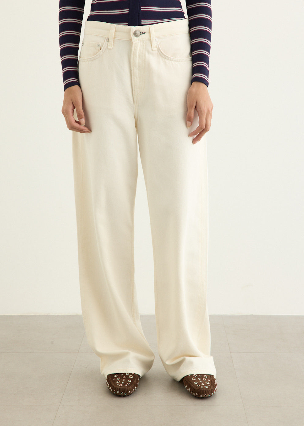 Featherweight Logan Jeans