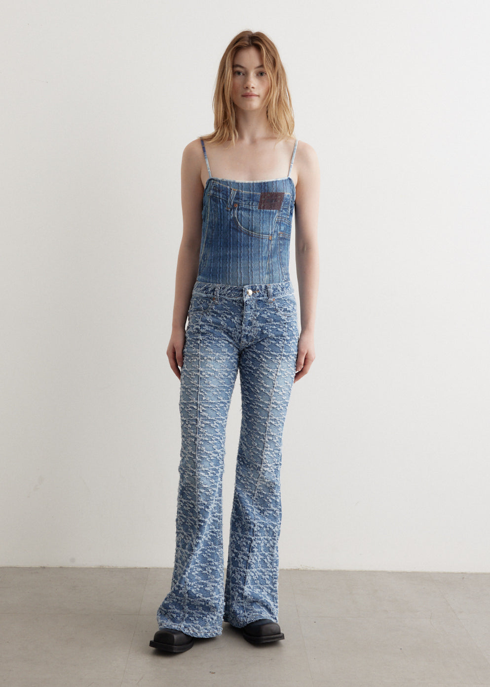 【ANDERSSON BELL】CRACK PADDED LACE-UP WIDE PANTS (GREY) Agnes Damaged Bell Denim Jeans