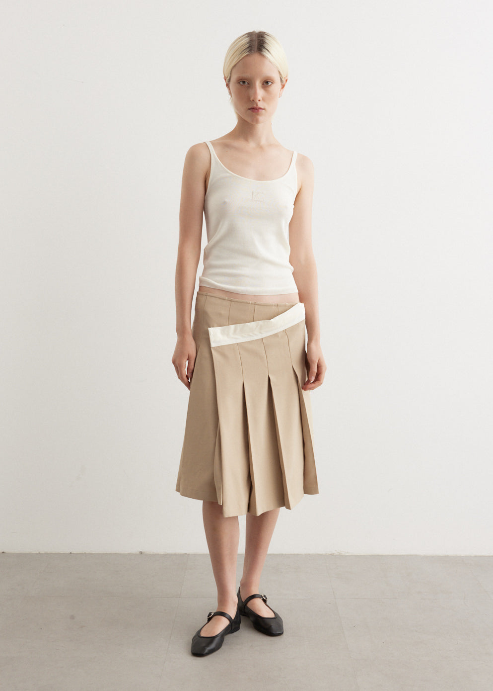 [LOW CLASSIC] / ☆ 24SS PLEATED MIDI WRAP SKIRT / BEIGE Pleated Midi Wrap Skirt
