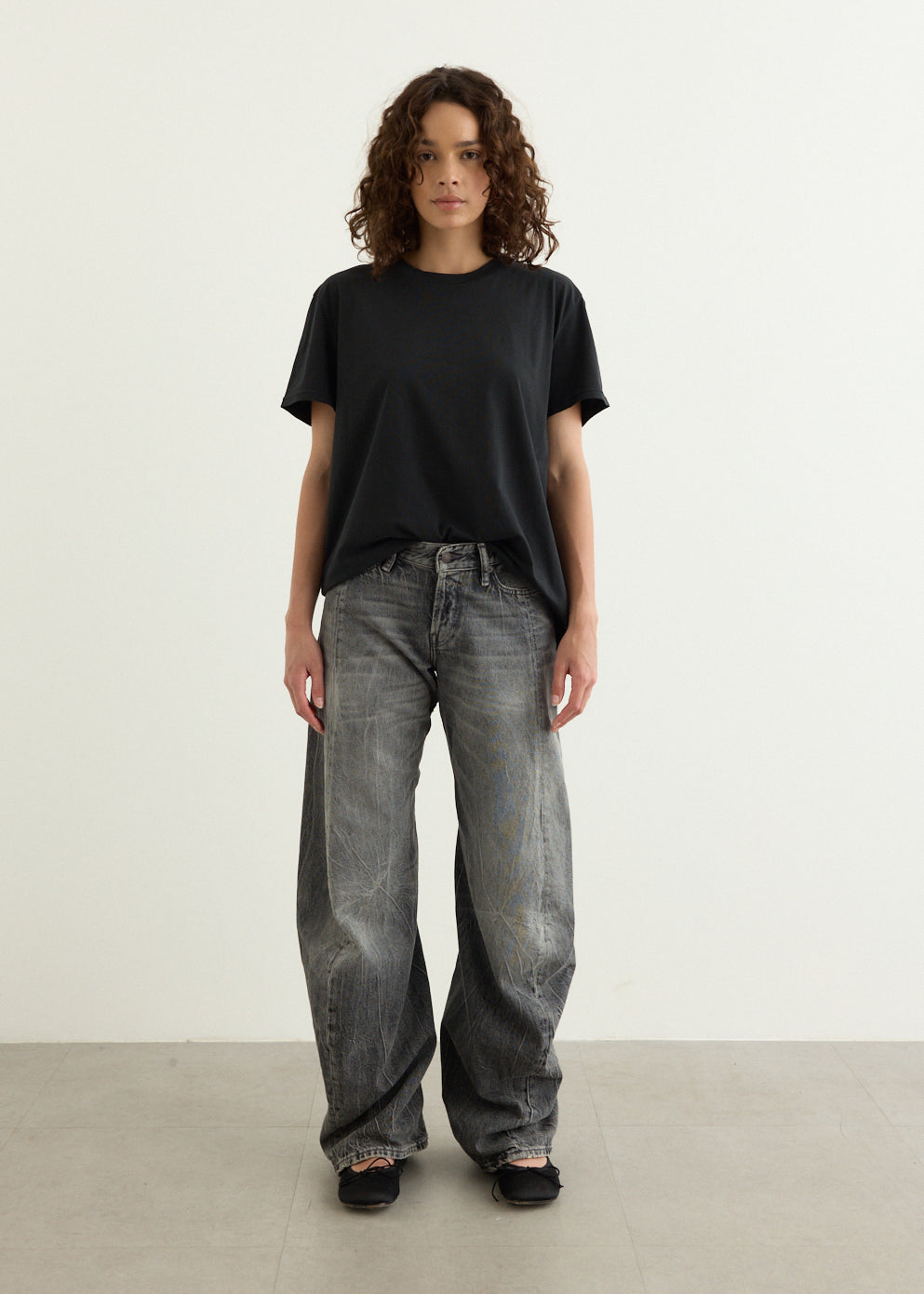 2006F Relaxed Fit Jeans