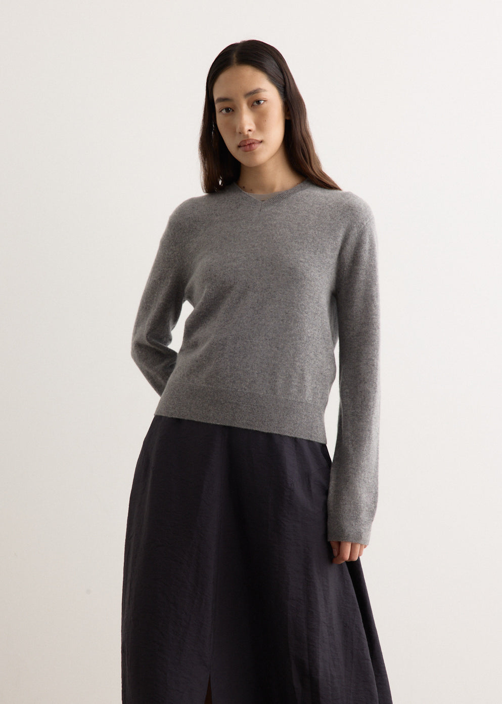 Ounce v neck rib knit-3col main image 0
