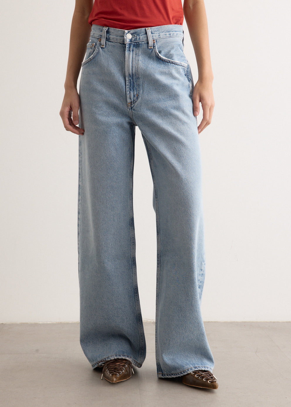 Low Curve Jeans