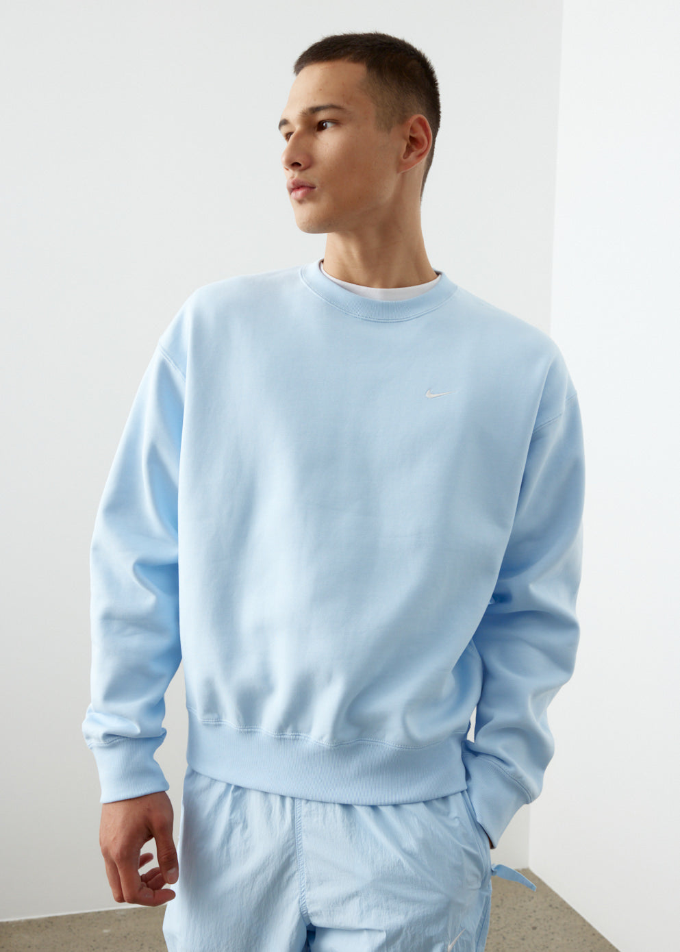 nike nrg solo swoosh crewneck