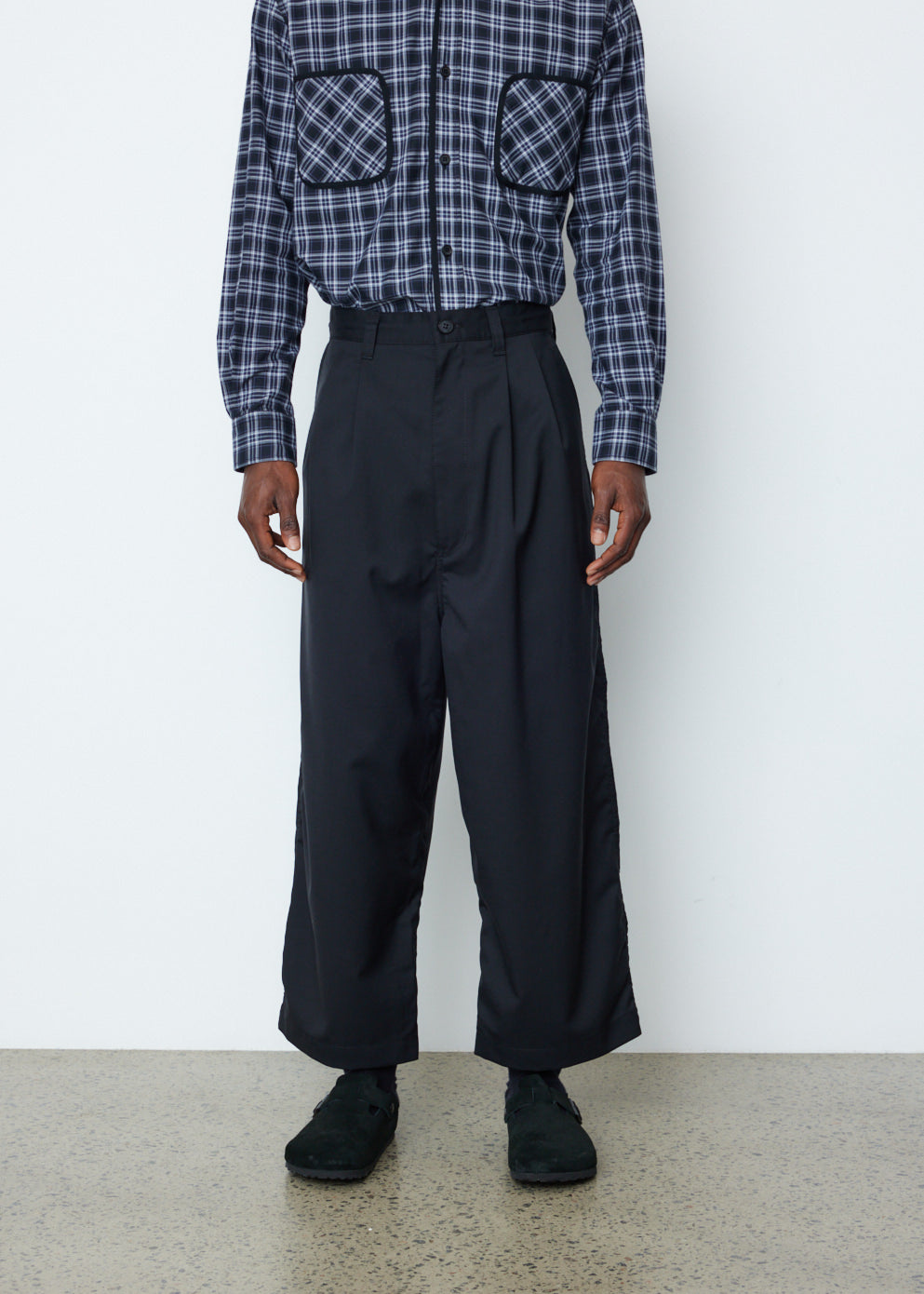 Pleated Cropped Pants