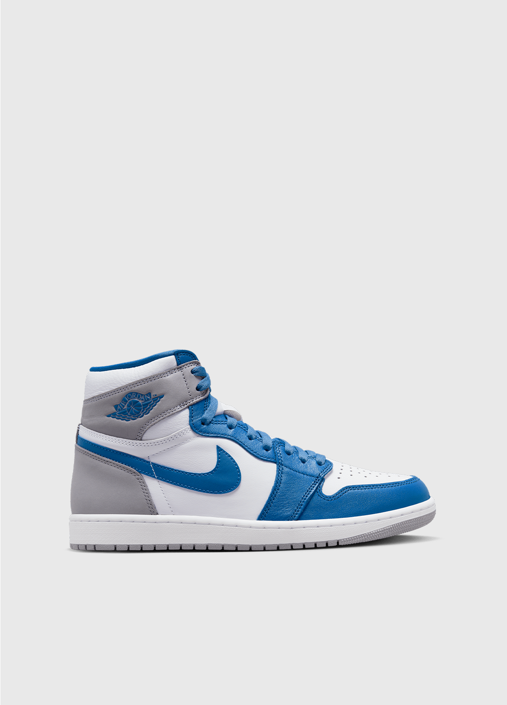 Air Jordan Retro High 'True Blue' Sneakers - Main Image