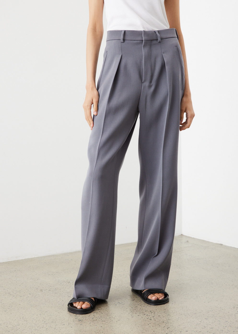 Drawstring Wool Trousers Dark Grey – BENEVENTO