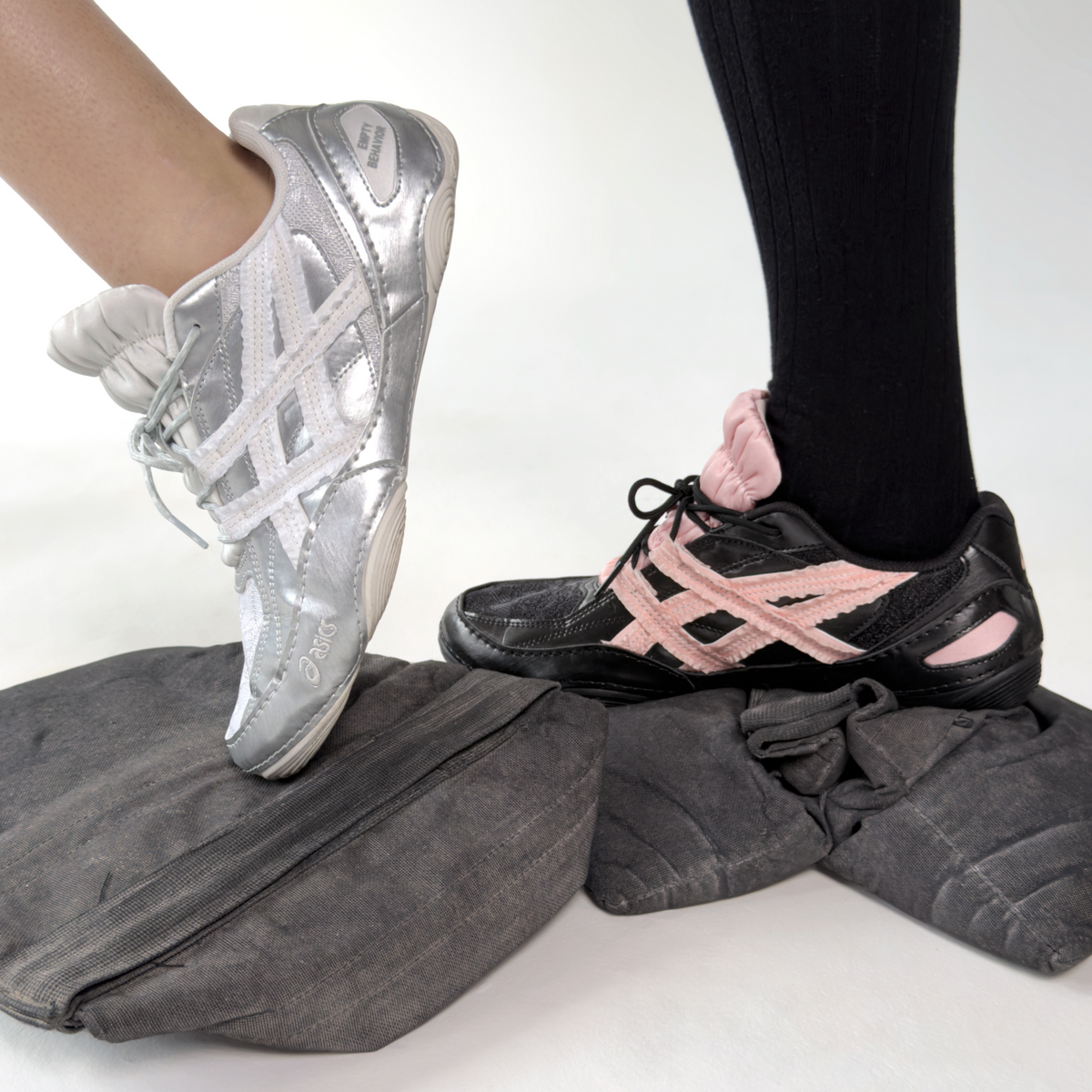 ASICS コラボ EMPTY BEHAVIOUR x HYPERSYNC asics_emptybehaviour_hypersync