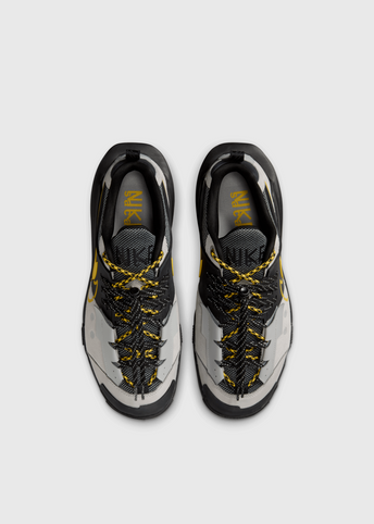 x sacai Zegamadome 'Matte Silver' Sneakers