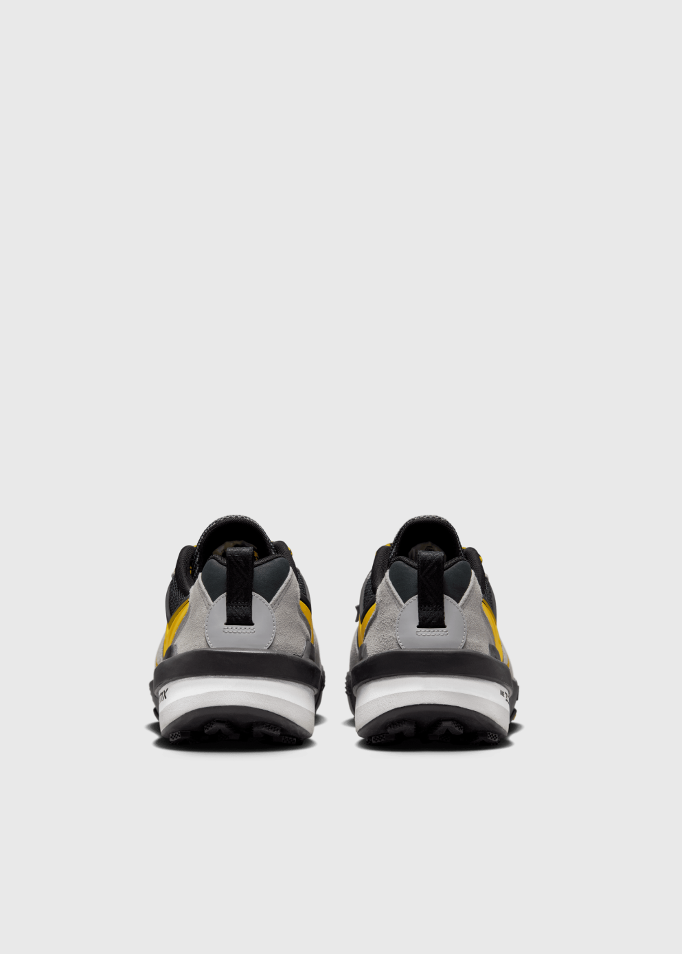 x sacai Zegamadome 'Matte Silver' Sneakers