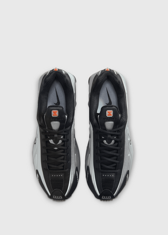 Shox R4 'Black Metallic Silver' Sneakers
