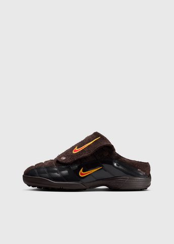 x Kids Of Immigrants T90 'Velvet Brown' Mules