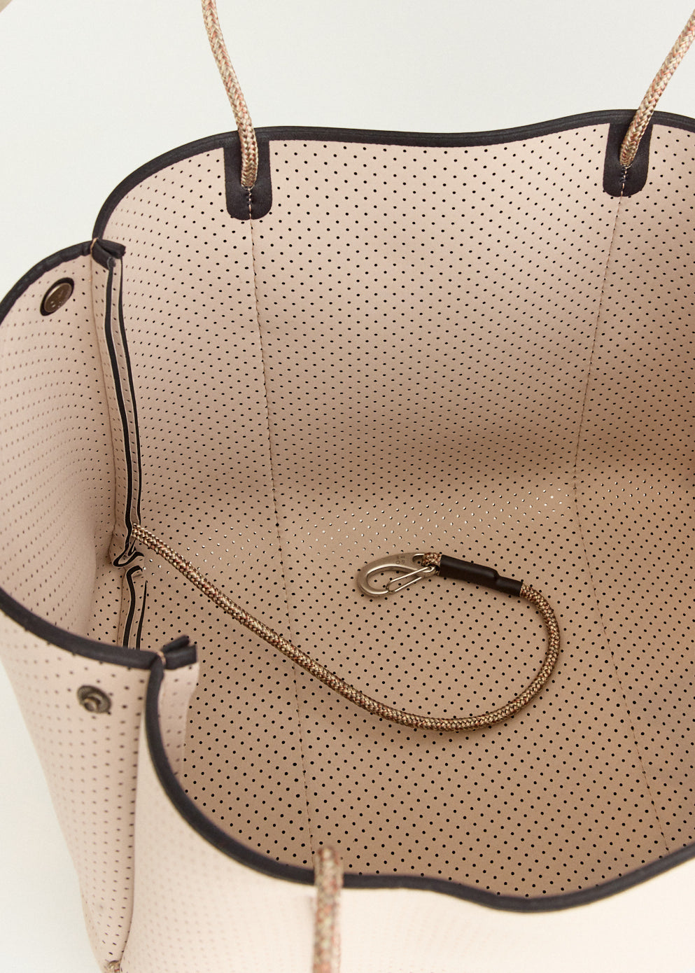 Escape Tote