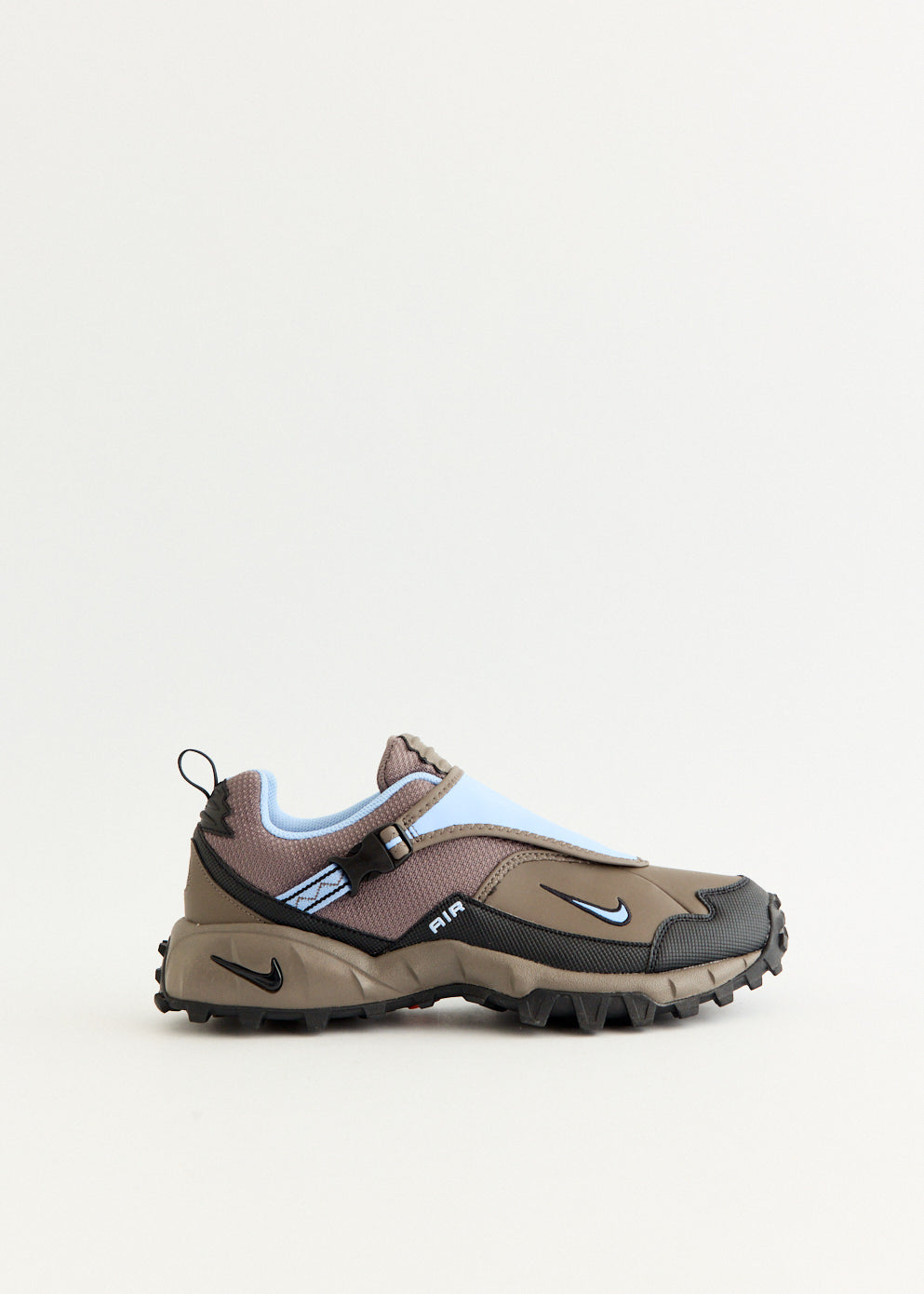 ACG Phassad 'Cave Stone Aluminium' Sneakers