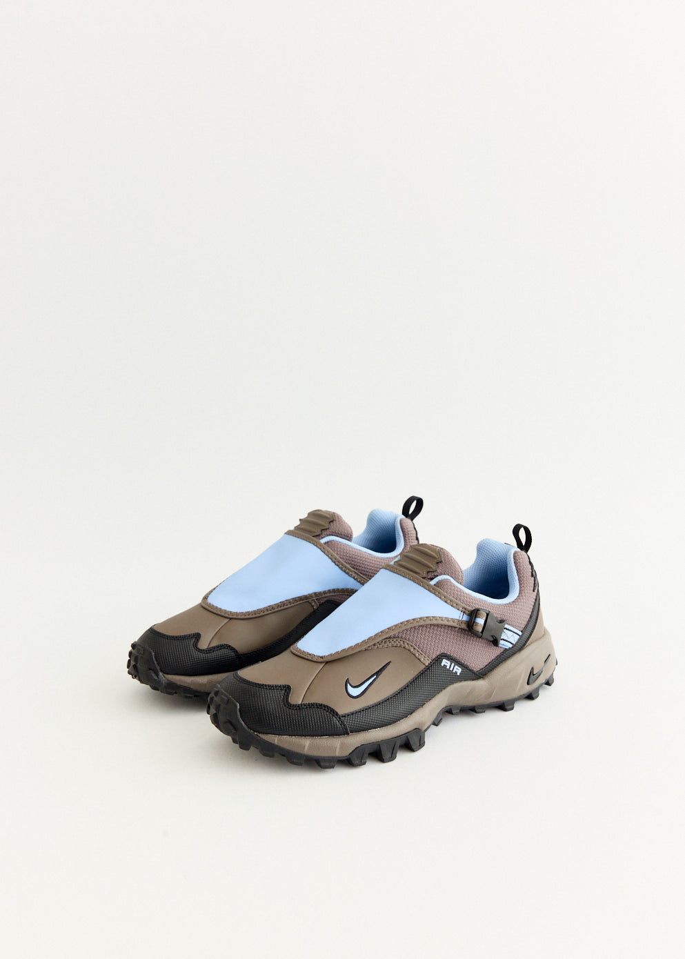 ACG Phassad 'Cave Stone Aluminium' Sneakers