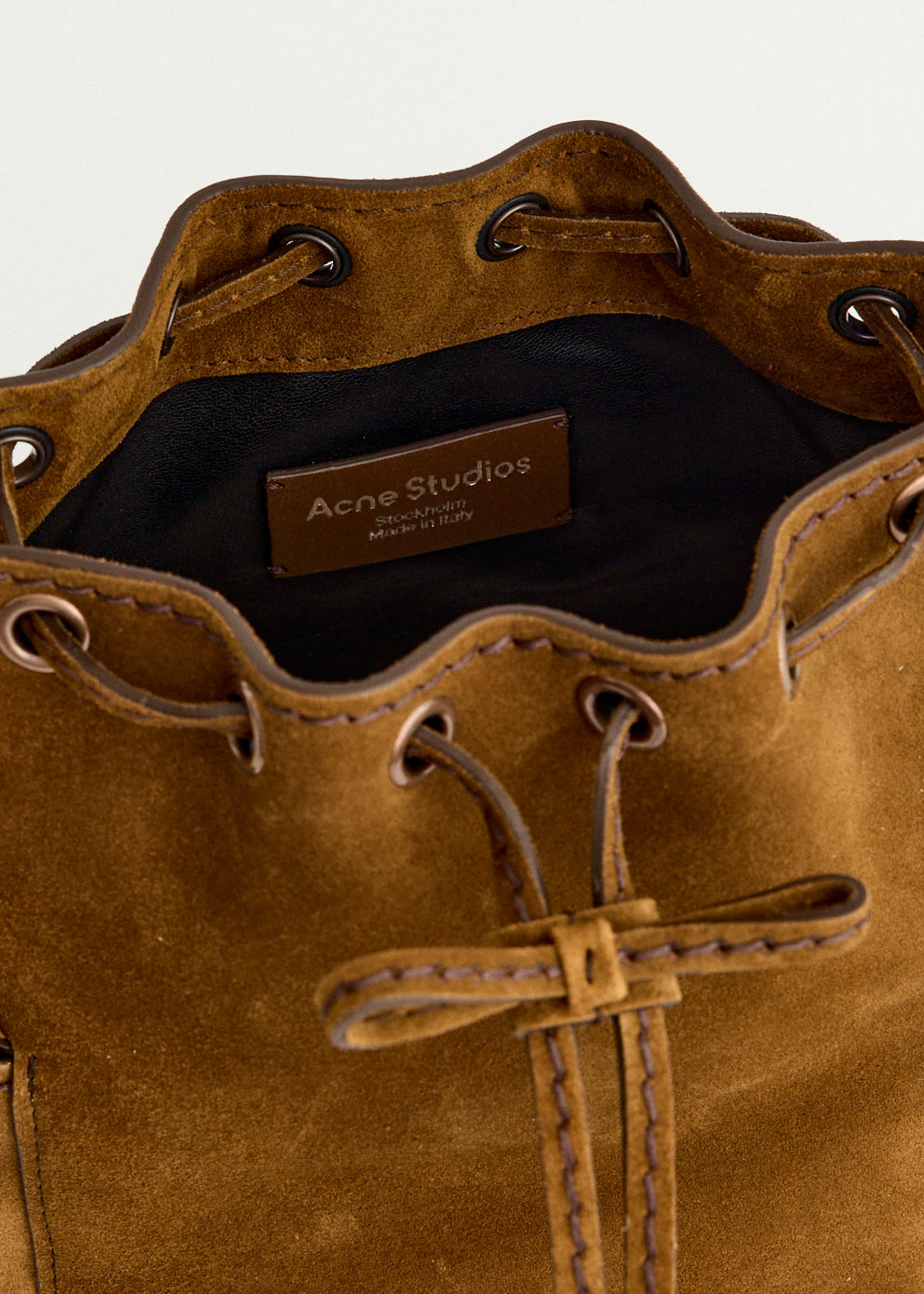 Multipocket Mini Bucket Bag