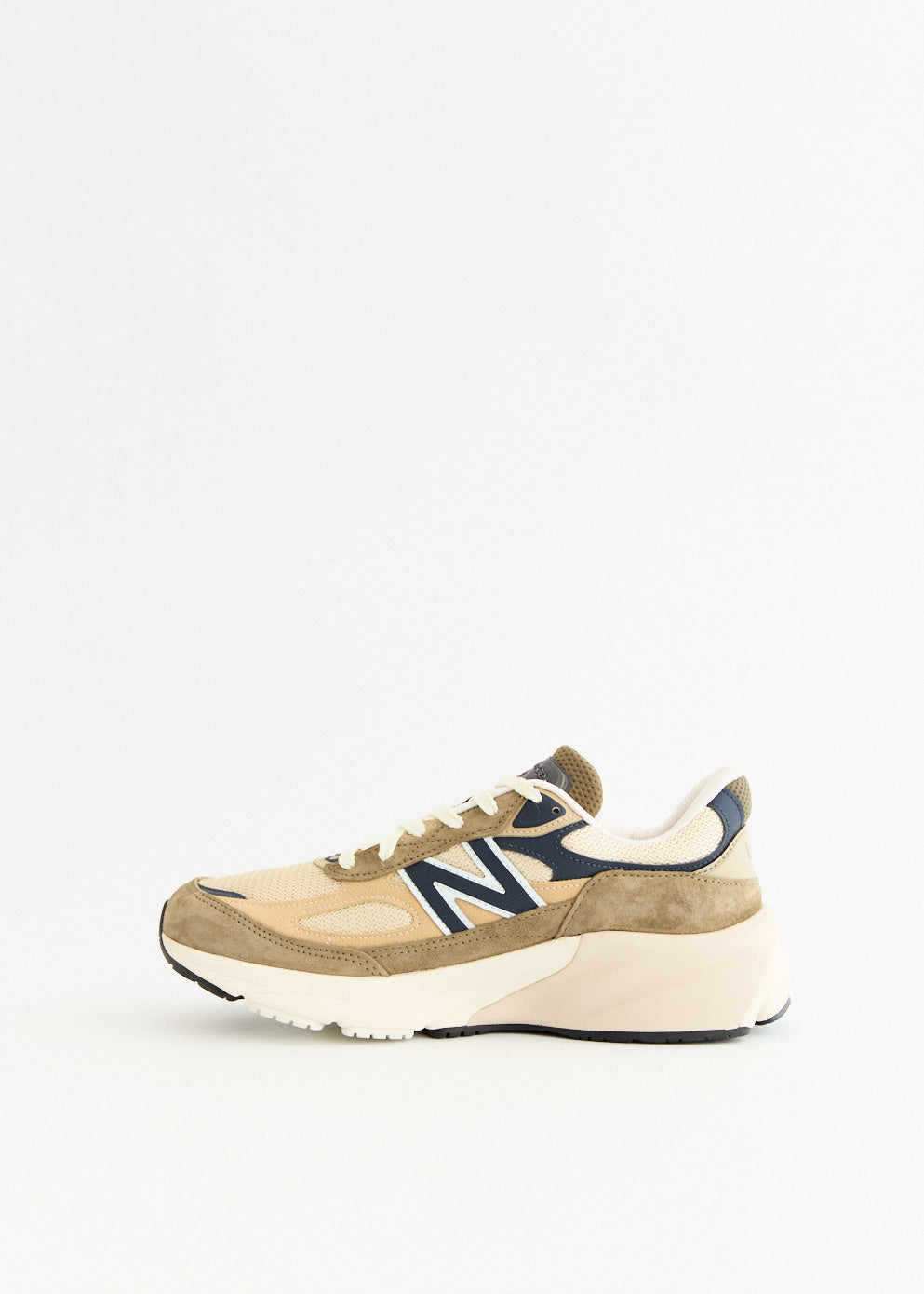 MADE in USA 990v6 'Dark Camo' Sneakers