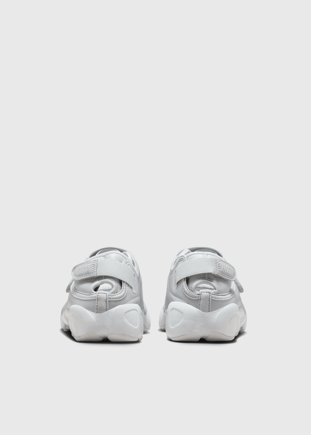 Nike air rift silver shop