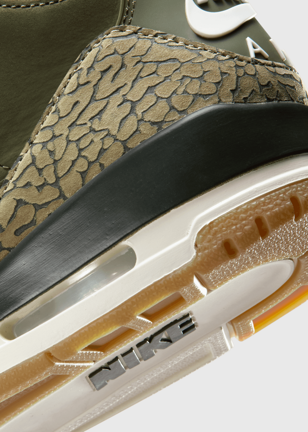 Air Jordan 3 Retro 'Family Affair' Sneakers