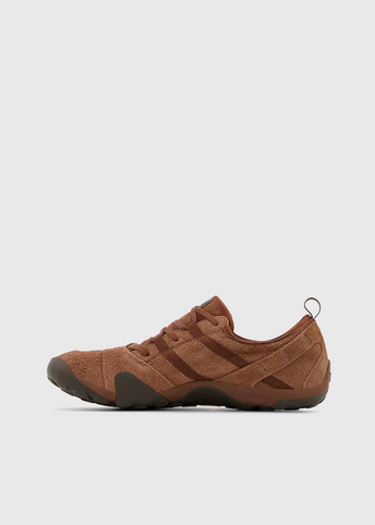 MT10 'Rich Oak' Sneakers