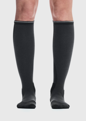 x POST ARCHIVE FACTION (PAF) Zero Socks