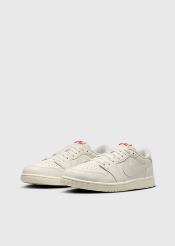Air Jordan 1 Low OG 'Sail' Sneakers