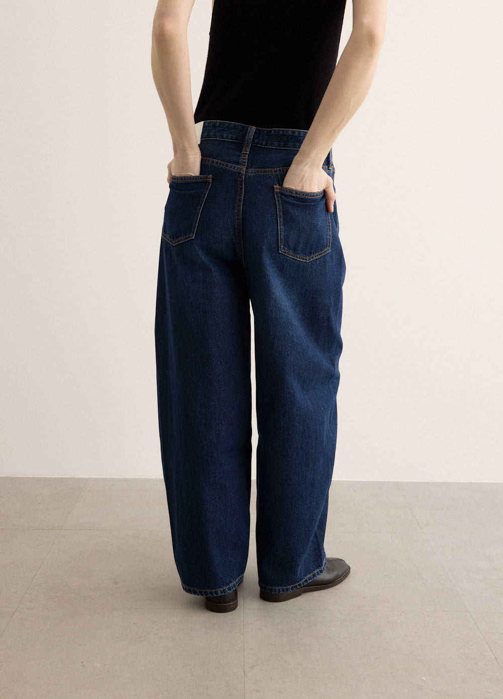 Mid Rise Balloon Jeans