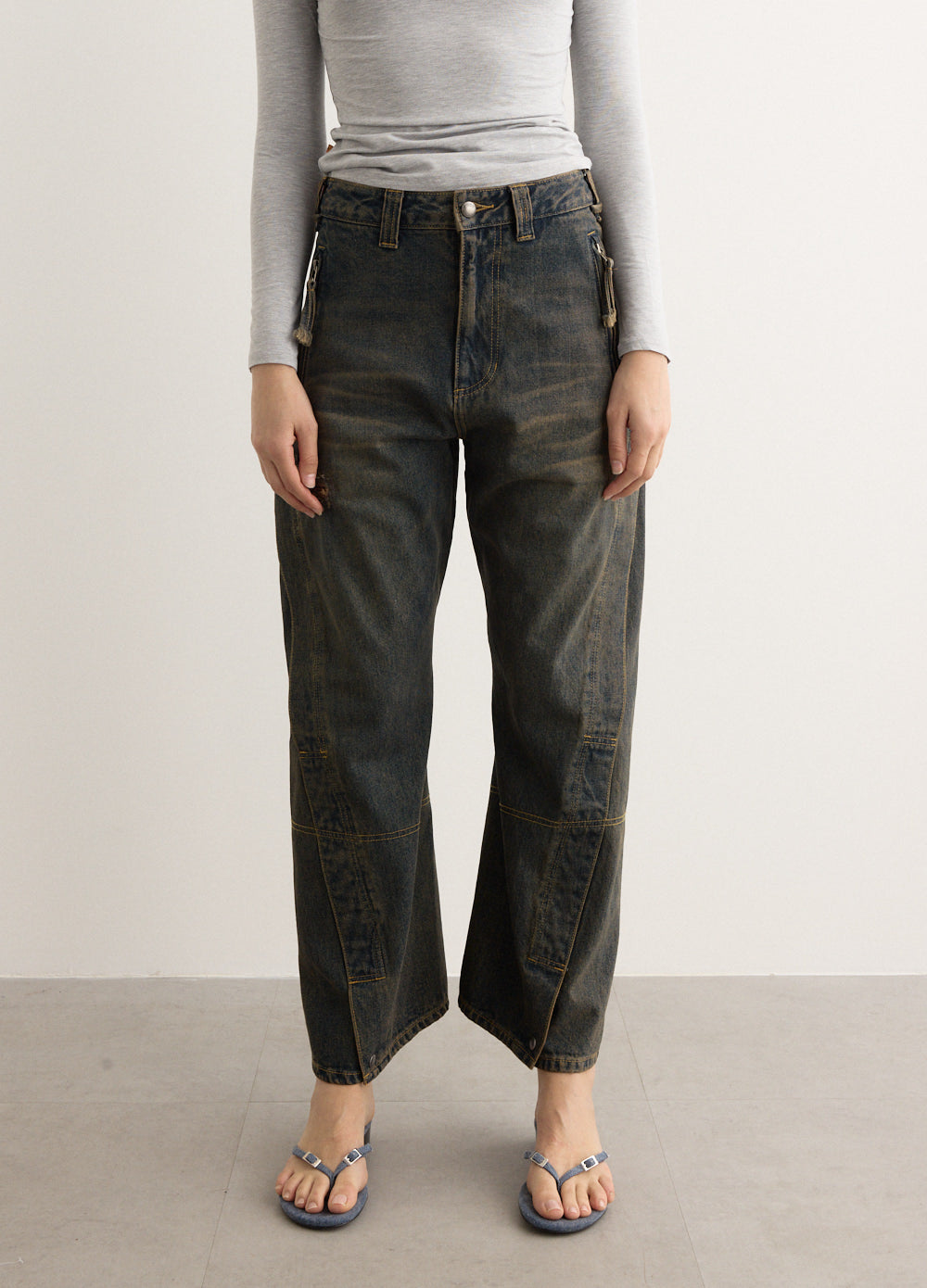 Unisex Twisted Zipper Pocket Jeans
