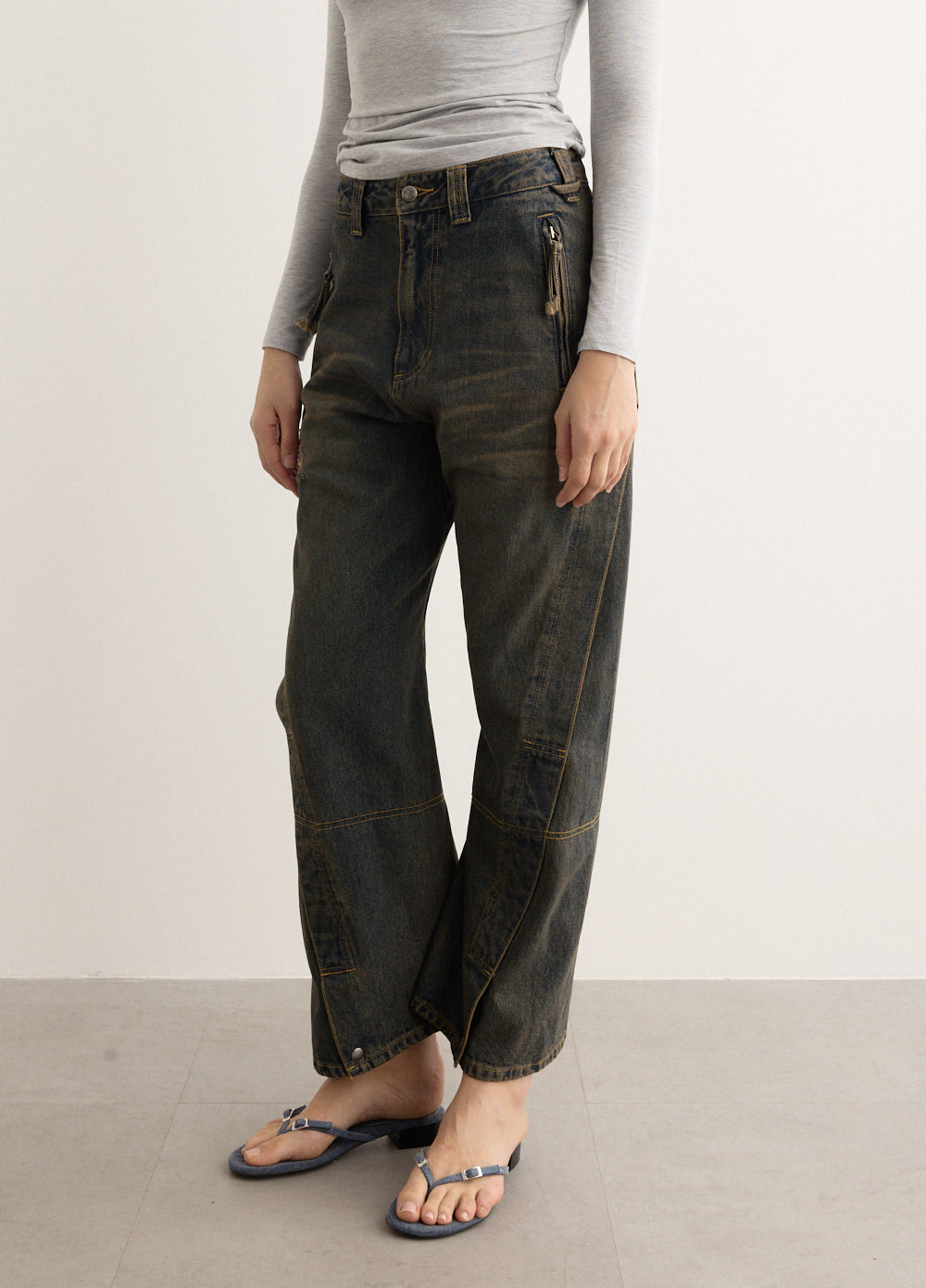Unisex Twisted Zipper Pocket Jeans