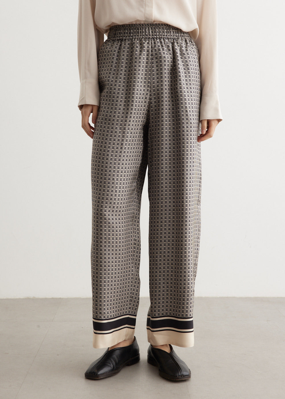 Esse Studios - Signat Silk Gathered Pants - Pant,Specials : American Fashion Style Bags On Sale Esse Studios - Signat Silk Gathered Pants - Pant,Specials : American Fashion Style Bags On Sale