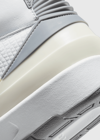 Air Jordan 2 Retro 'Cement Grey' Sneakers
