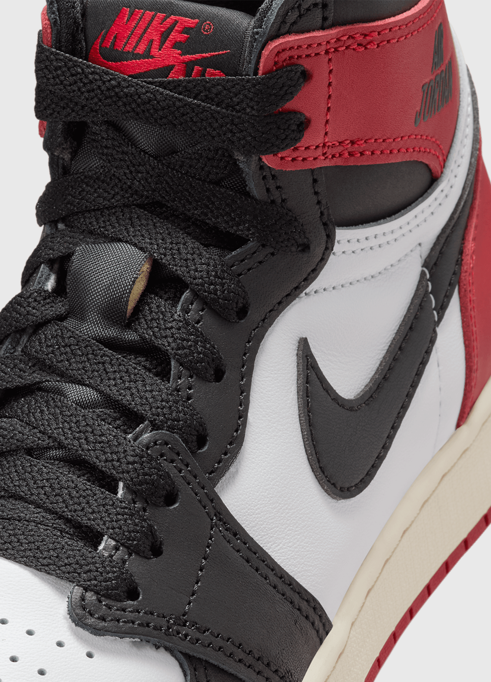 Air Jordan 1 Retro High OG 'Black Toe Reimagined' Sneakers (GS)