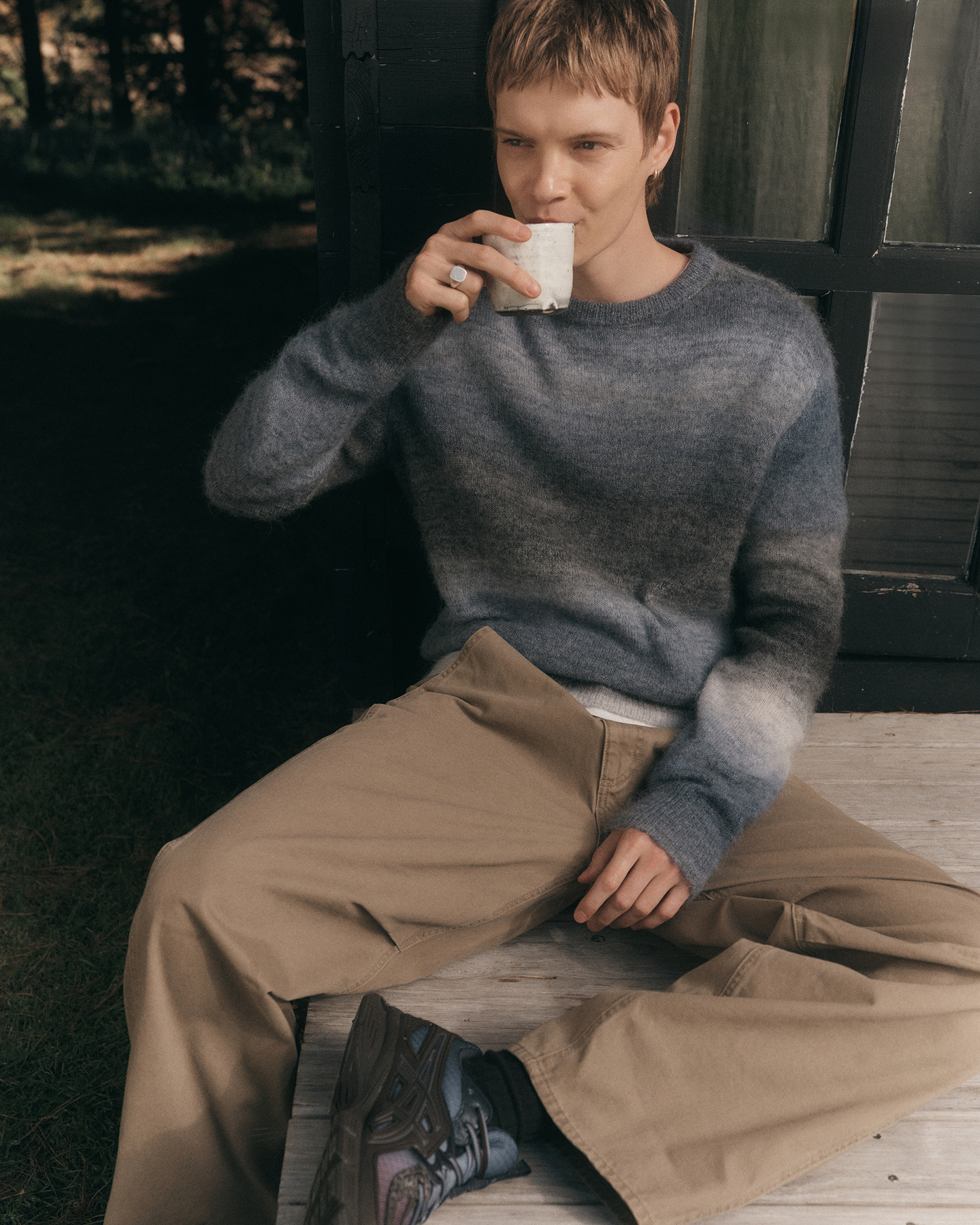 Shirting, tailoring and knit layers designed for the shift in season, balancing ease and structure.