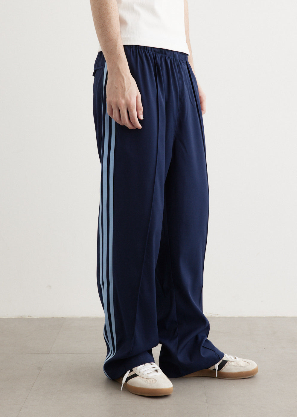 Adidas TRACK PANTS XS ナイトインディゴ adidas BAGGY TRACK PANTS ナイトインディゴ（アディダス バギー