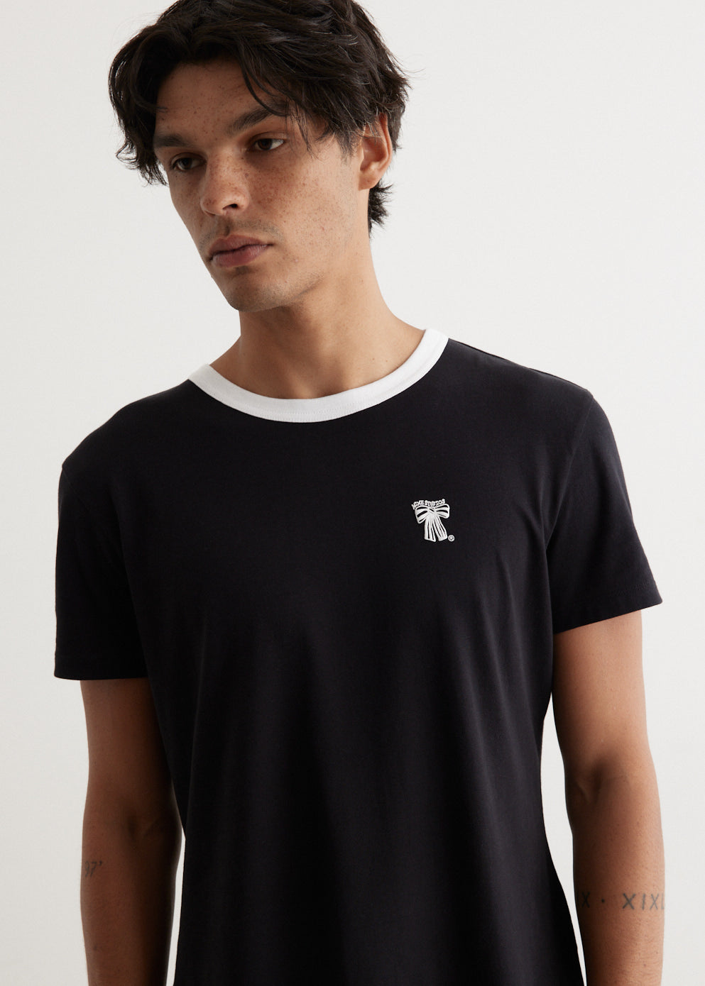 Acne Studios - Eram U Bow T-Shirt - Tshirt logo,All Products : American Fashion Style Bags On Sale Acne Studios - Eram U Bow T-Shirt - Tshirt logo,All Products : American Fashion Style Bags On Sale