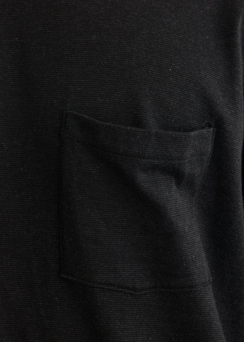 Loose Pocket Long Sleeve T-Shirt