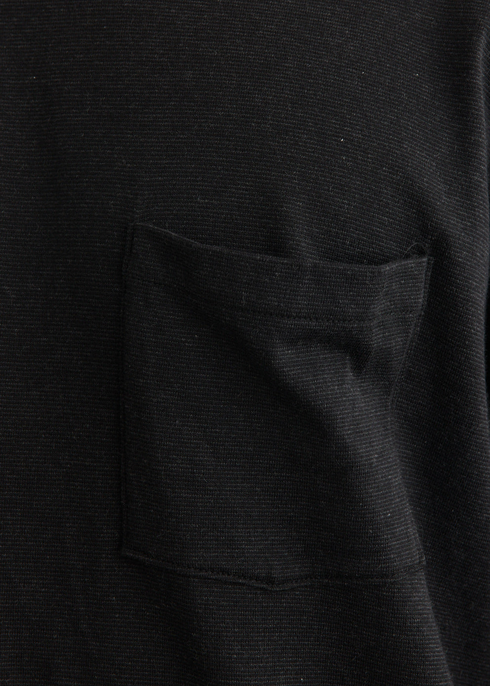 Loose Pocket Long Sleeve T-Shirt