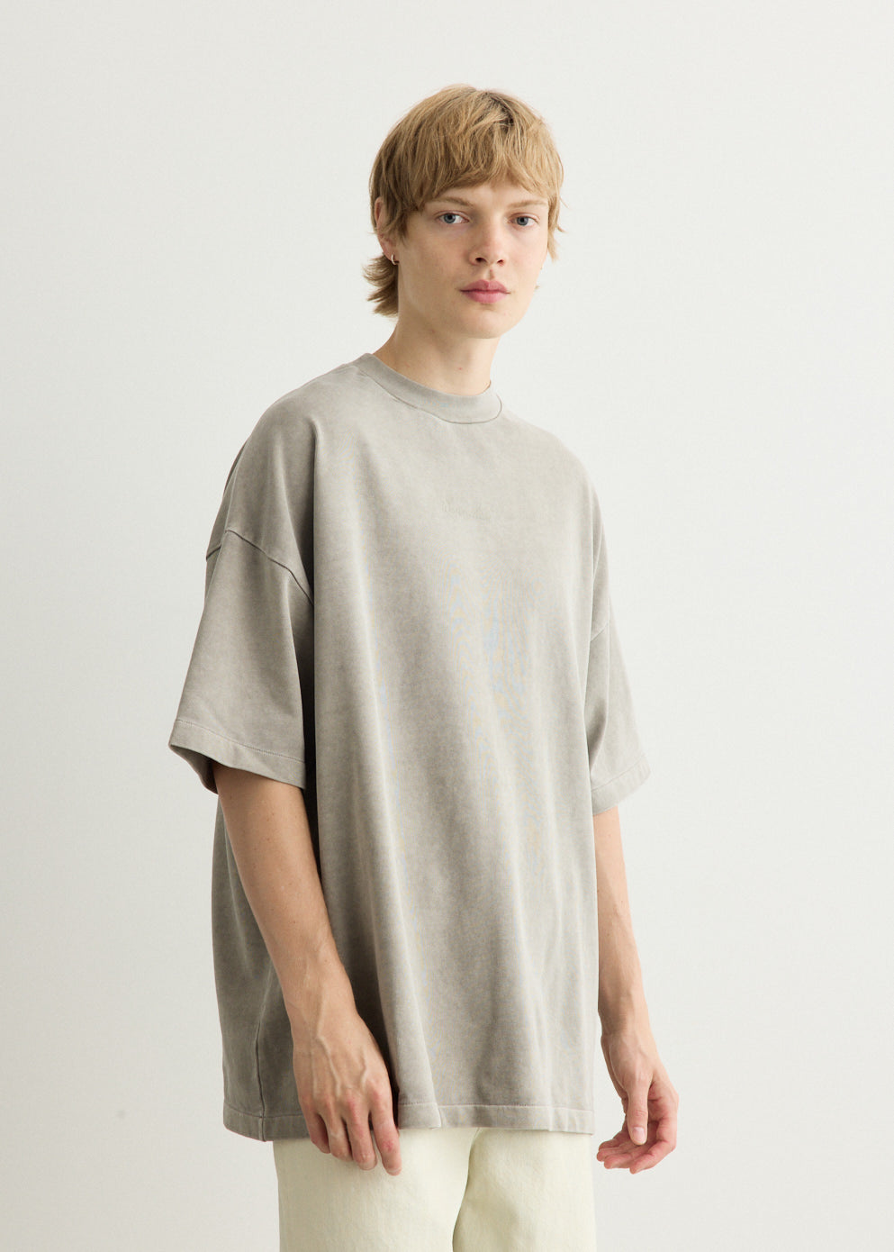 Signature 90s Short Sleeve T-Shirt